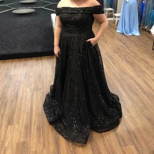 la femme prom dress